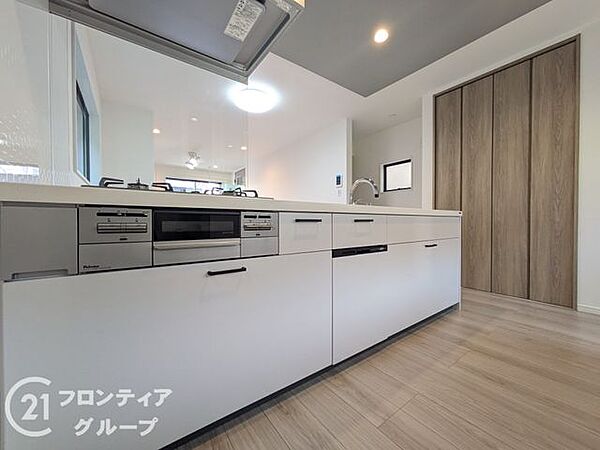 キッチンを拡大表示