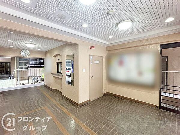 マンションのロビーは、住民の皆様が集うコミュニケーションの場であり、憩いの場です。