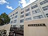 周辺：神戸市立本山中学校 徒歩16分。 1250m