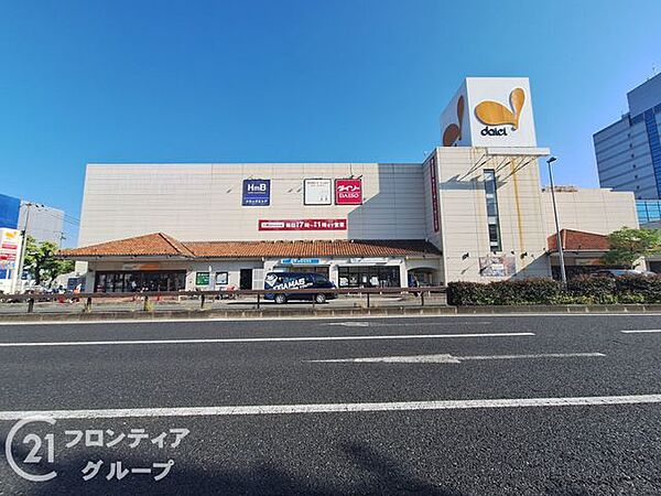 ダイエー甲南店 徒歩7分。 490m