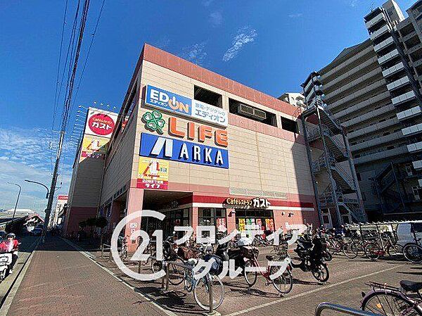 ライフ西代店 徒歩6分。 410m