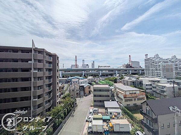 マイホームは一生に一度の大きな買い物だからこそ、納得いくまで情報を集めてほしいと思います。疑問はどんどんスタッフにぶつけてください