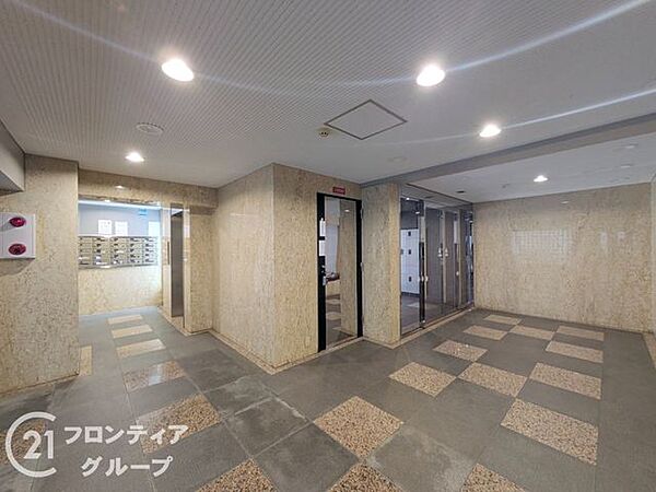 写真だけではわからない採光・広さ・周辺環境の実感は、実際に足を運んでみることが一番です。ご見学はいつでもご予約いただけます