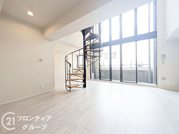 物件から受けた印象や、周辺の生活環境への疑問まで、気になることを何でも話してみてください。暮らしのイメージを一緒に整理していきましょう