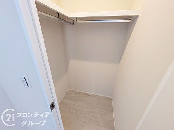 住まい選びは、価格や立地だけでなく、将来の暮らし方まで含めて考えることが大切です。今の段階で気になっていることを、まずスタッフに話してみてください