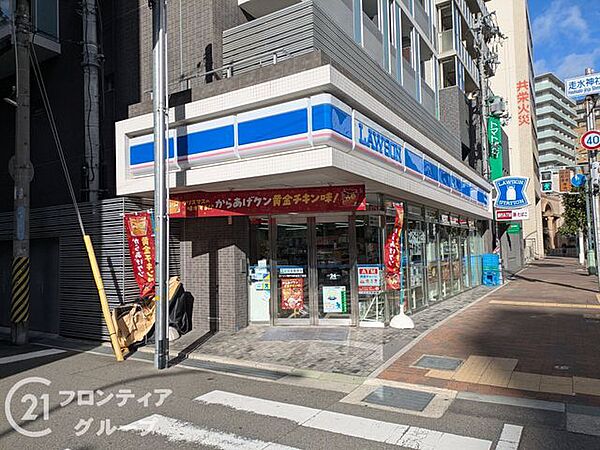 ローソン神戸元町通五丁目店 徒歩1分。 40m