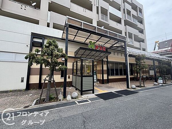 食品館アプロ甲南店 徒歩5分。 390m