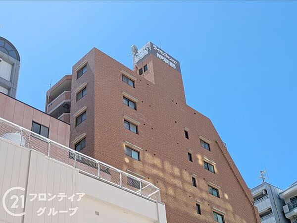 住まい選びは、価格や立地だけでなく、将来の暮らし方まで含めて考えることが大切です。今の段階で気になっていることを、まずスタッフに話してみてください