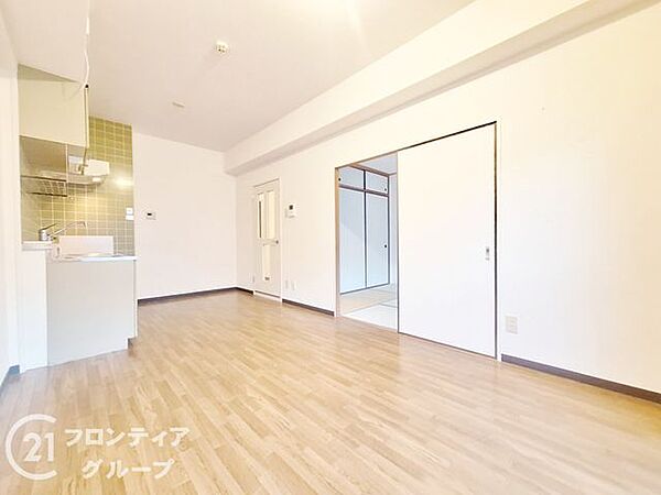 住まい探しで後悔しないためのポイントをスタッフがお伝えします。検討中の方もそうでない方も、まずは一度お話を聞かせてください