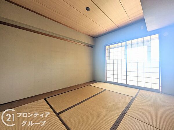 住まい選びは、価格や立地だけでなく、将来の暮らし方まで含めて考えることが大切です。今の段階で気になっていることを、まずスタッフに話してみてください