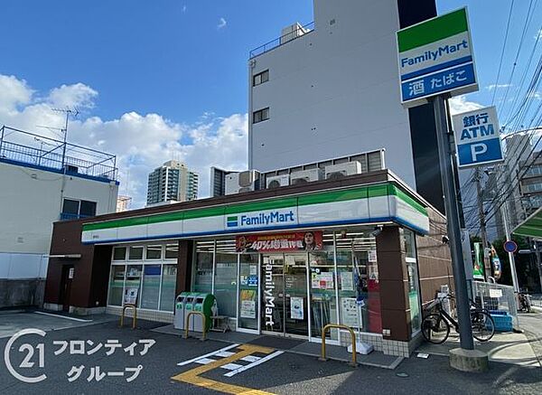 ファミリーマート熊内町店 徒歩5分。 390m