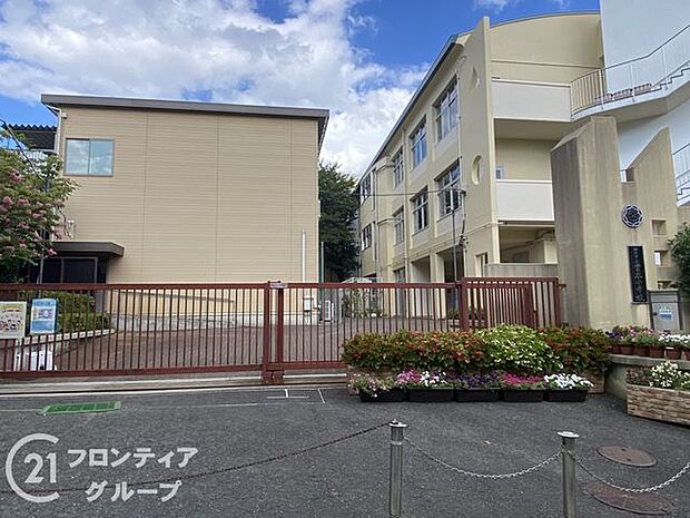 神戸市立宮本小学校 徒歩2分。 120m