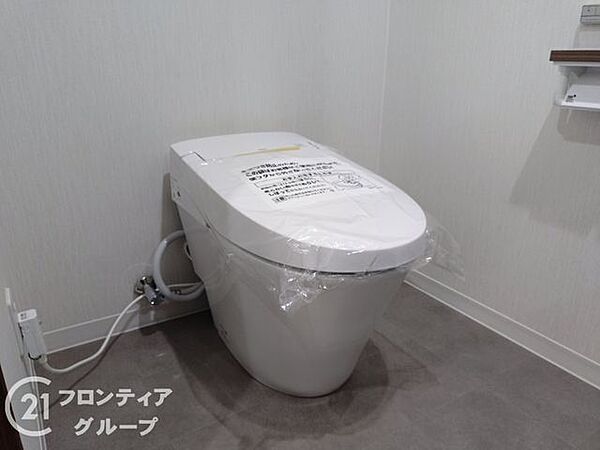 スタイリッシュなデザインのトイレで、気分もリフレッシュ。おしゃれなトイレで、インテリアとしても楽しめます