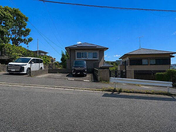 陽当たり・通風ともに良好な立地です。