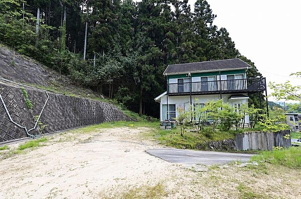 敷地にゆとりがあり、のびのびとした暮らしを実現できま