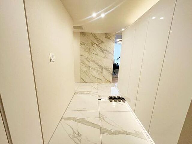 玄関 プラウド元麻布 3階/-