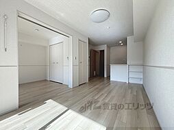 JR片町線(学研都市線) 忍ケ丘駅 徒歩8分の賃貸アパート 2階1LDKのリビング/ダイニング