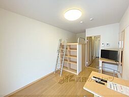 レオパレスＡＹＯＫＡ 107 1階1Kのリビング/ダイニング