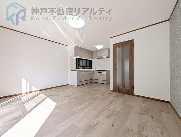 ◆主要採光面が南東向きで、朝から昼の日当たりが良好です。