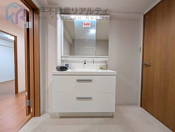 ◆洗面室が広く朝の身支度も混み合いません♪
