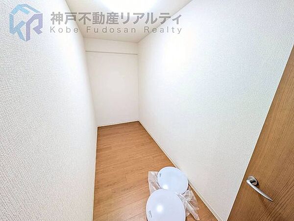 ◆納戸は2つ付♪5.5帖の納戸は収納力もあり使い方自由です。