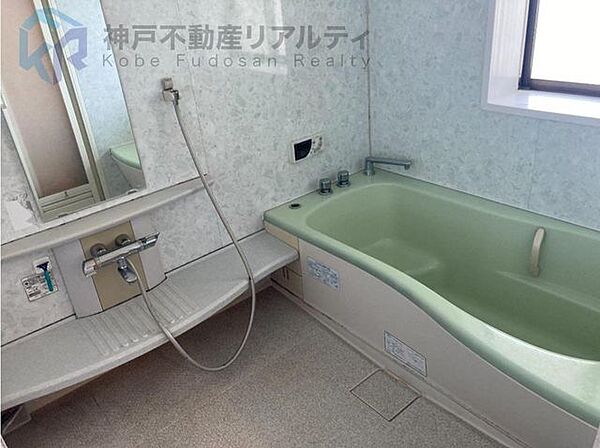 ◆1坪以上の大きめのお風呂場でゆったりと寛げます。