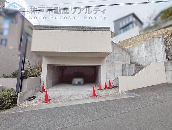 外観：328000594372
