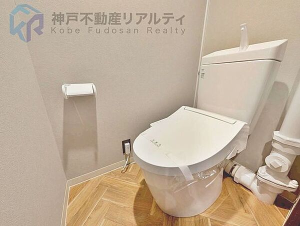 ◆対面キッチン付き。ダイニングにいる家族と会話を楽しみながら調理や後片付けができます♪