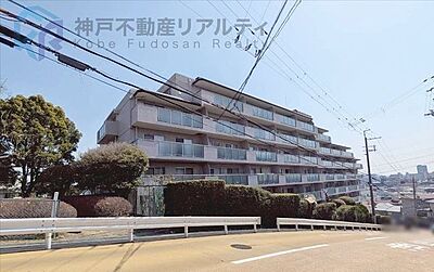 外観：◆阪急甲陽線「苦楽園」駅　徒歩16分または　バス8分「北城山町」停　徒歩6分