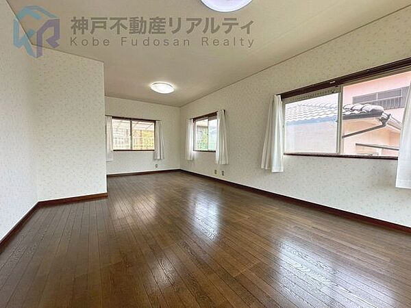 ◆南向きにつき通風、陽当たり良好です♪