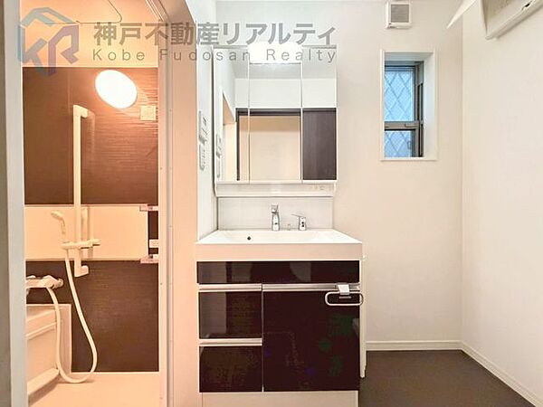 ◆洗面周りの収納あります♪