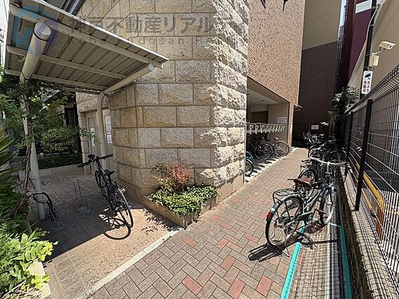 駐輪場