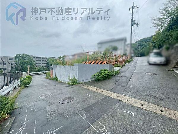 角地につき日当たり風通りがいいです♪