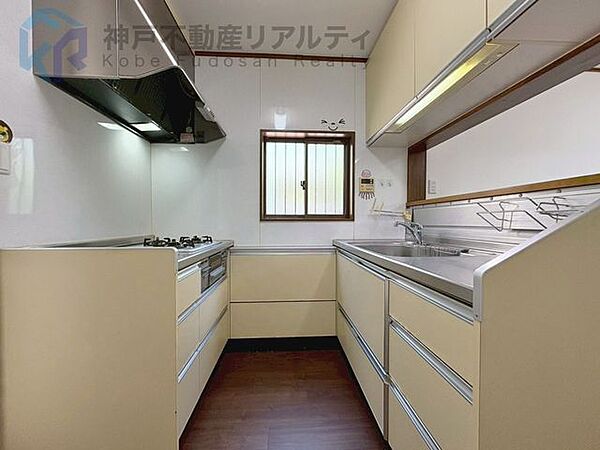 キッチンを拡大表示