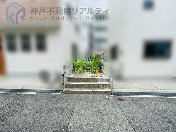◆南向き道路で陽当たり良好です♪