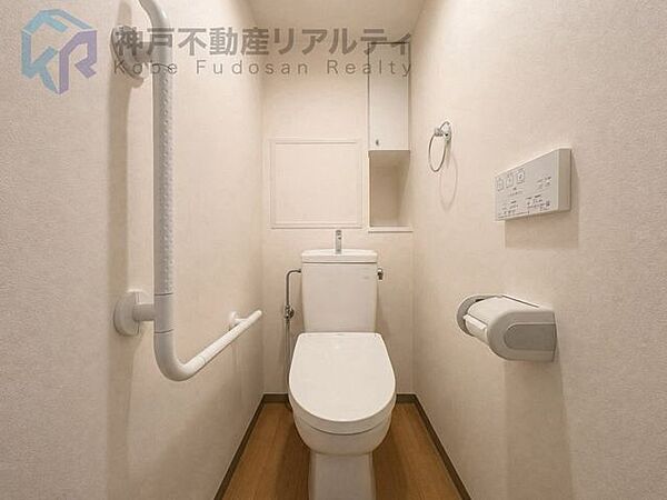 ◆温水洗浄便座付きトイレ♪※室内写真は家具消し加工をしております。
