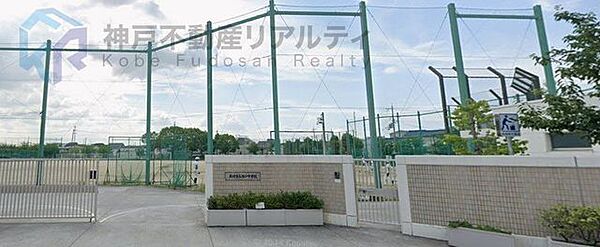 尼崎市立塚口中学校 徒歩31分。 2430m