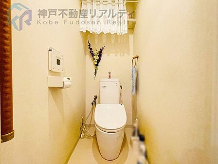 ◆温水洗浄便座付きトイレ♪