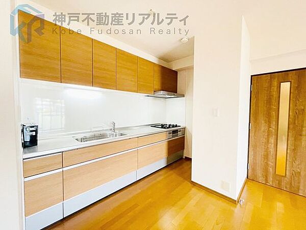 ◆壁付けシステムキッチン♪