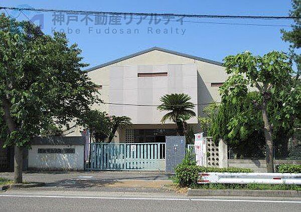 西宮市立浜脇中学校 徒歩20分。 1550m