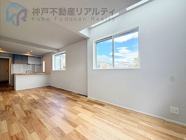 リビング/ダイニングを拡大表示