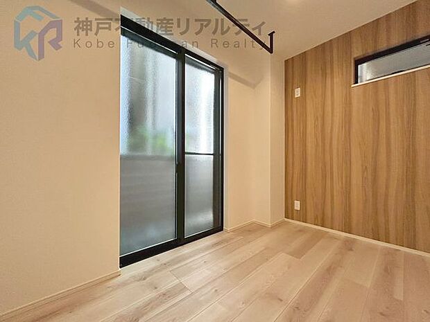 ◆明るい日差しが差し込む室内です♪