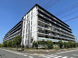 シティテラス吉川美南 1階