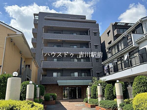 外観：311002228400