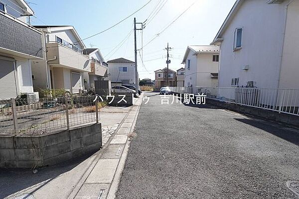 detached 埼玉県吉川市大字木売1丁目9番地4-101