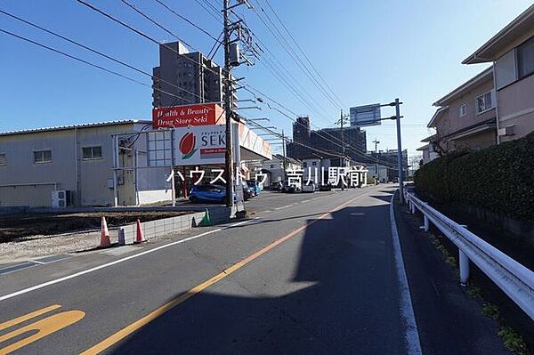 前面道路含む現地写真