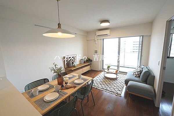 会話が弾む対面キッチン付きの13.4帖LDK☆彡
