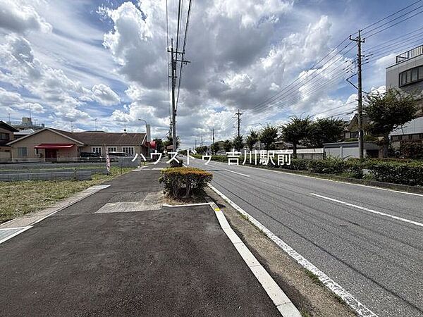 前面道路含む現地写真