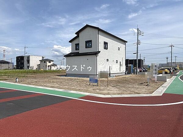 外観：311002468776
