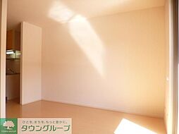 JR武蔵野線 吉川駅 徒歩6分の賃貸アパート 2階1LDKのリビング/ダイニング